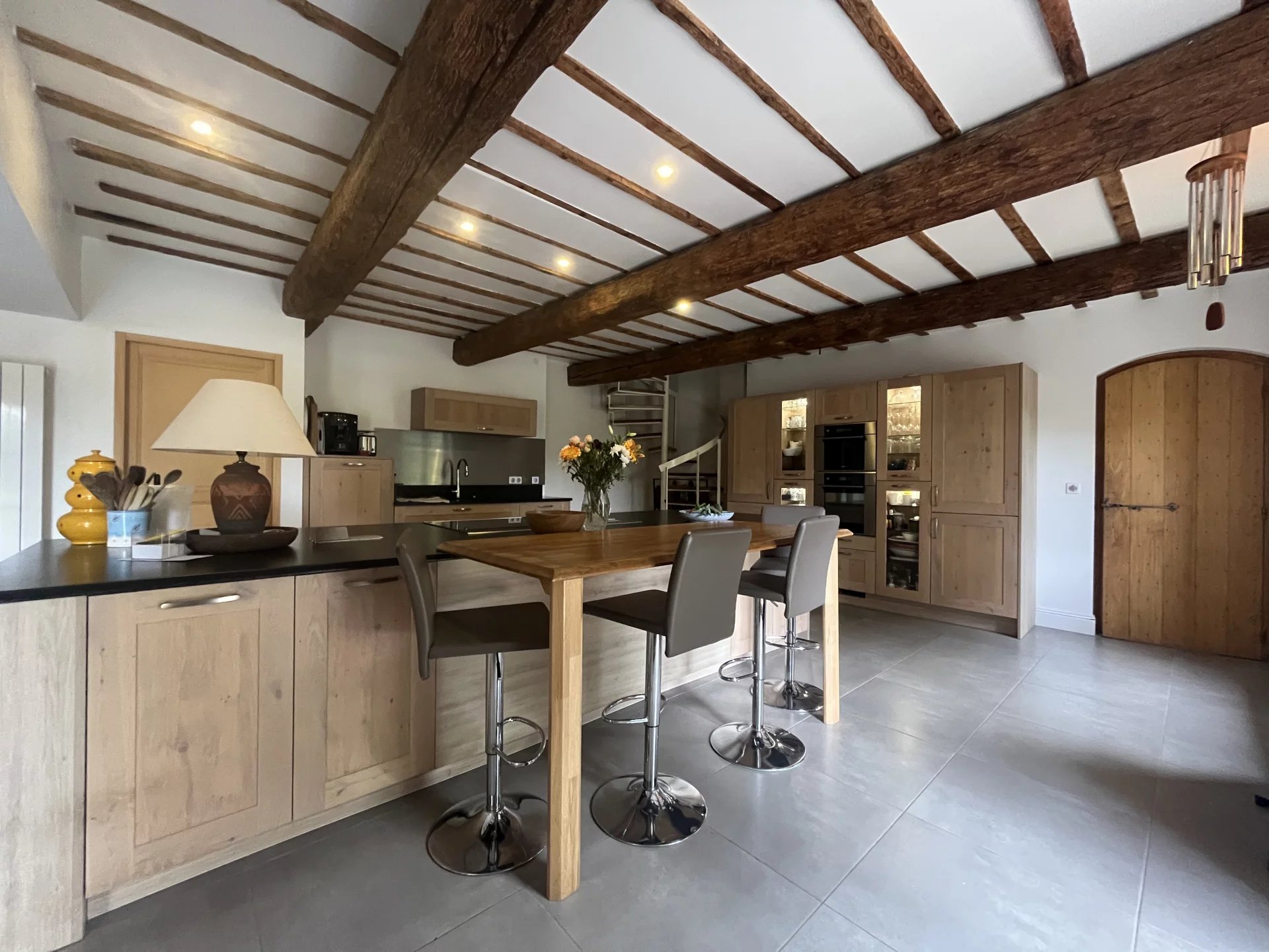 12345123-85023478-10