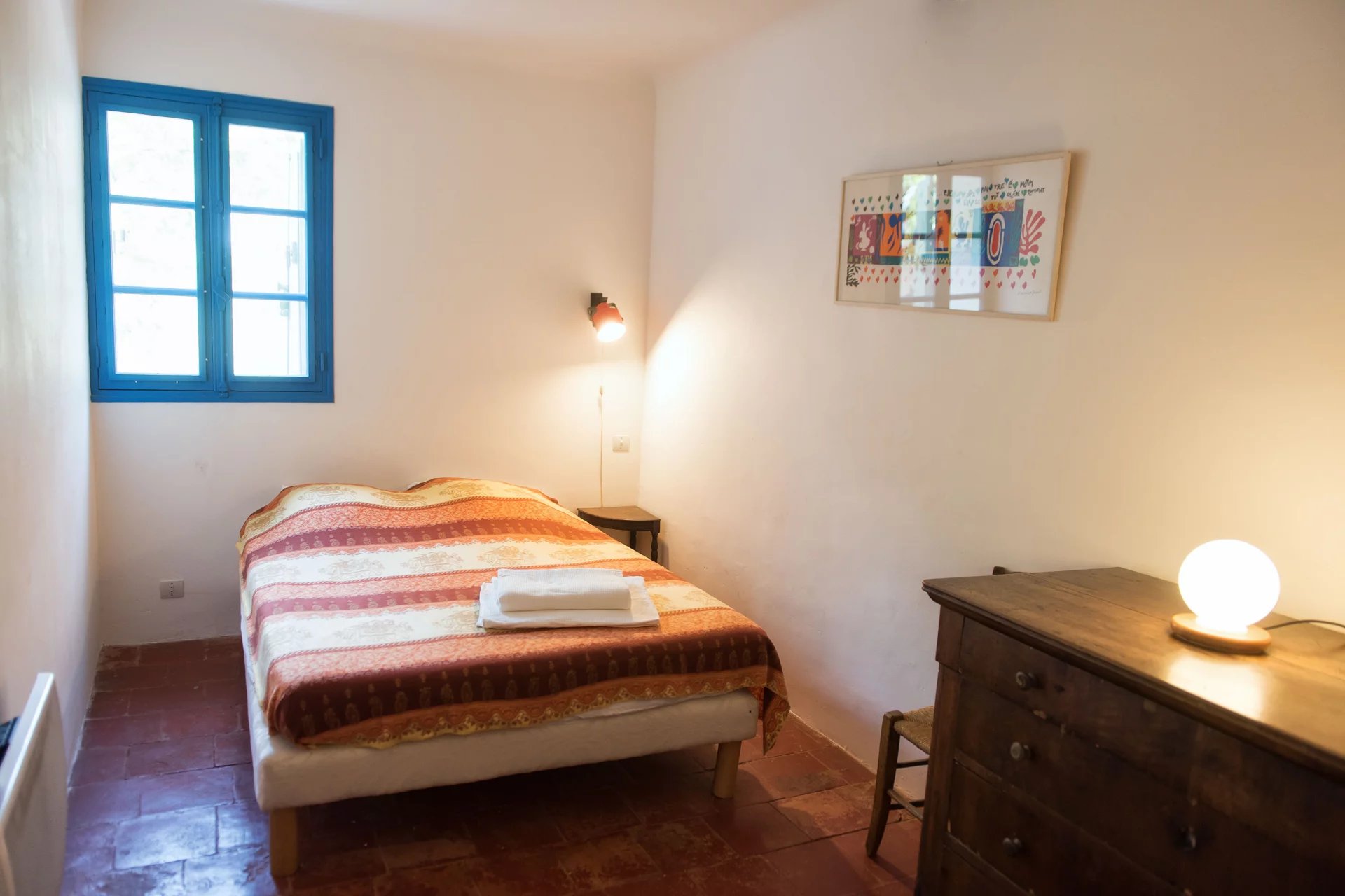 12414479-85139712-10