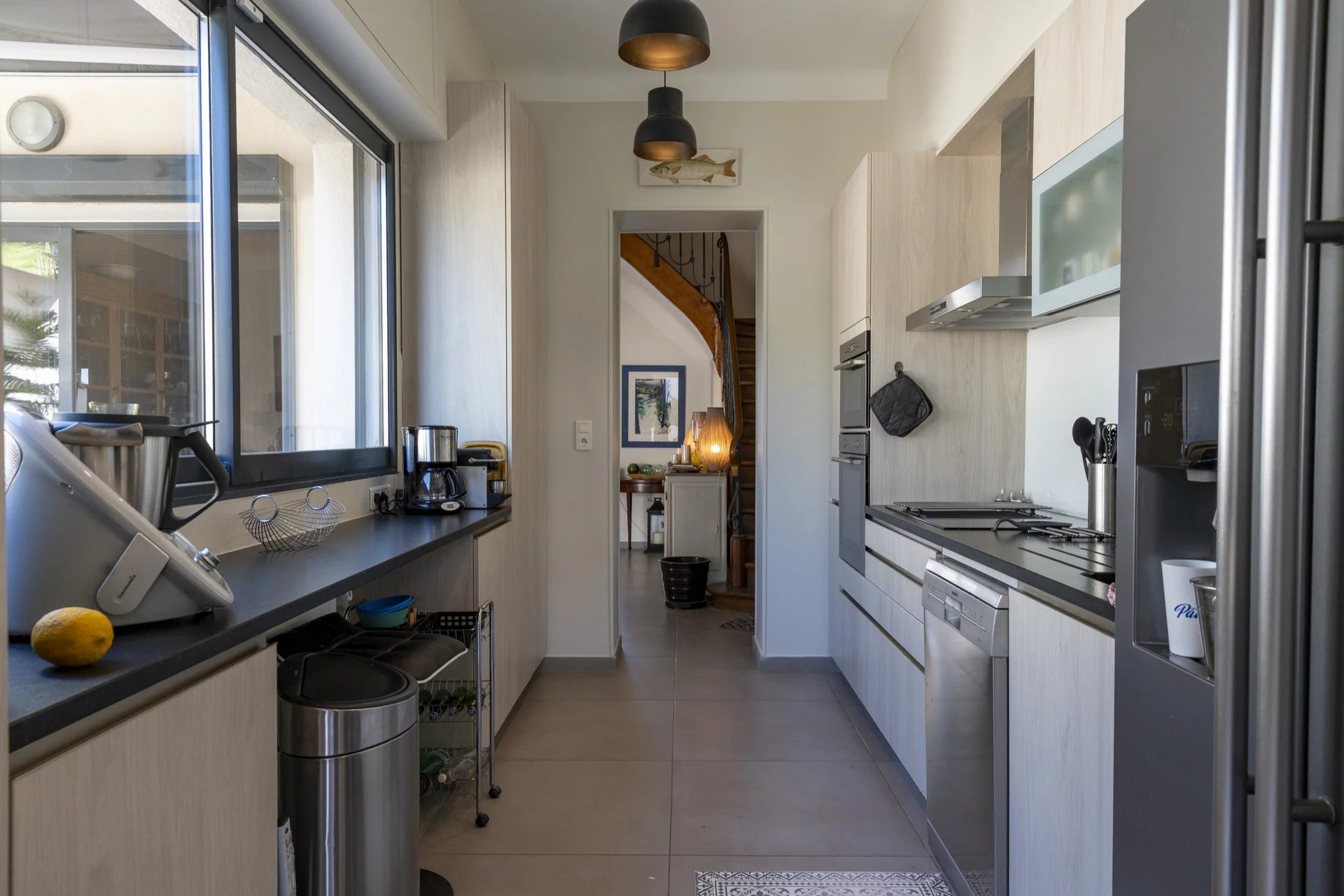 15557111-86114499-10