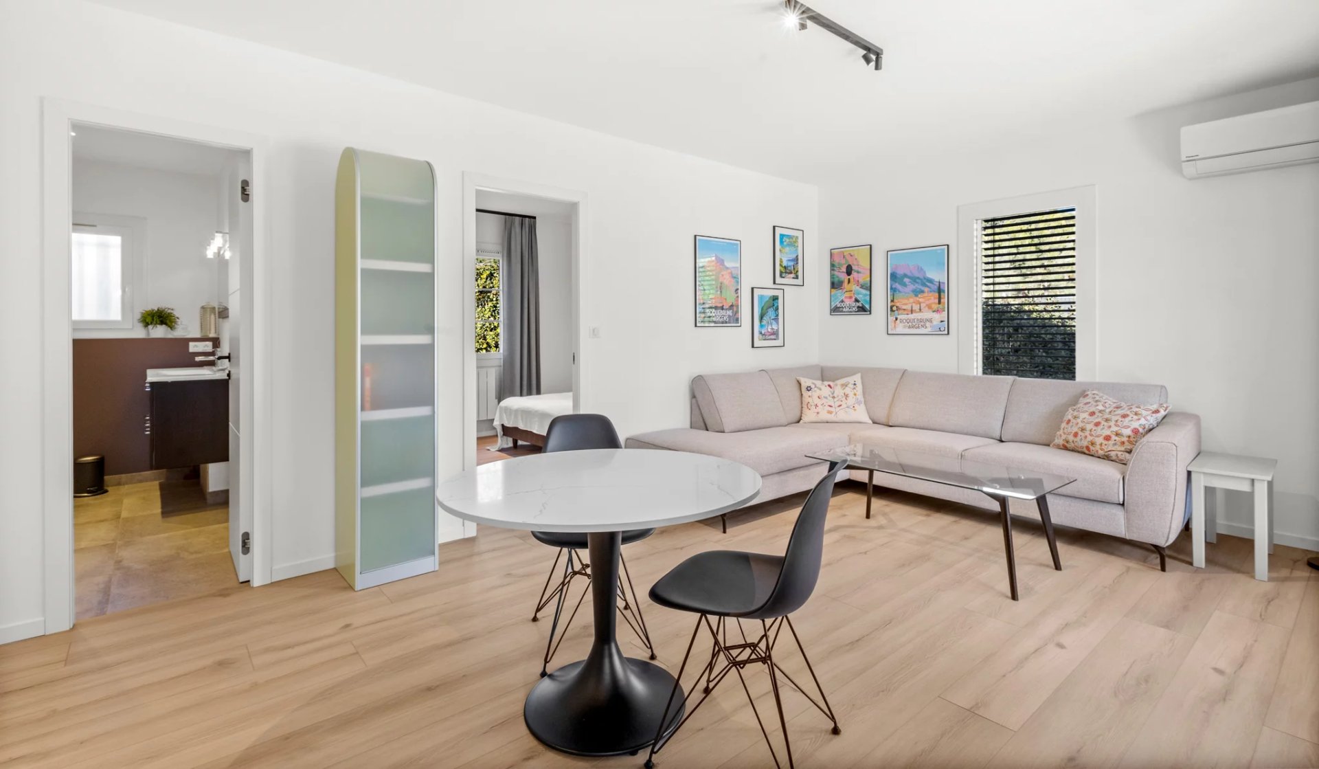 12290937-86636861-24