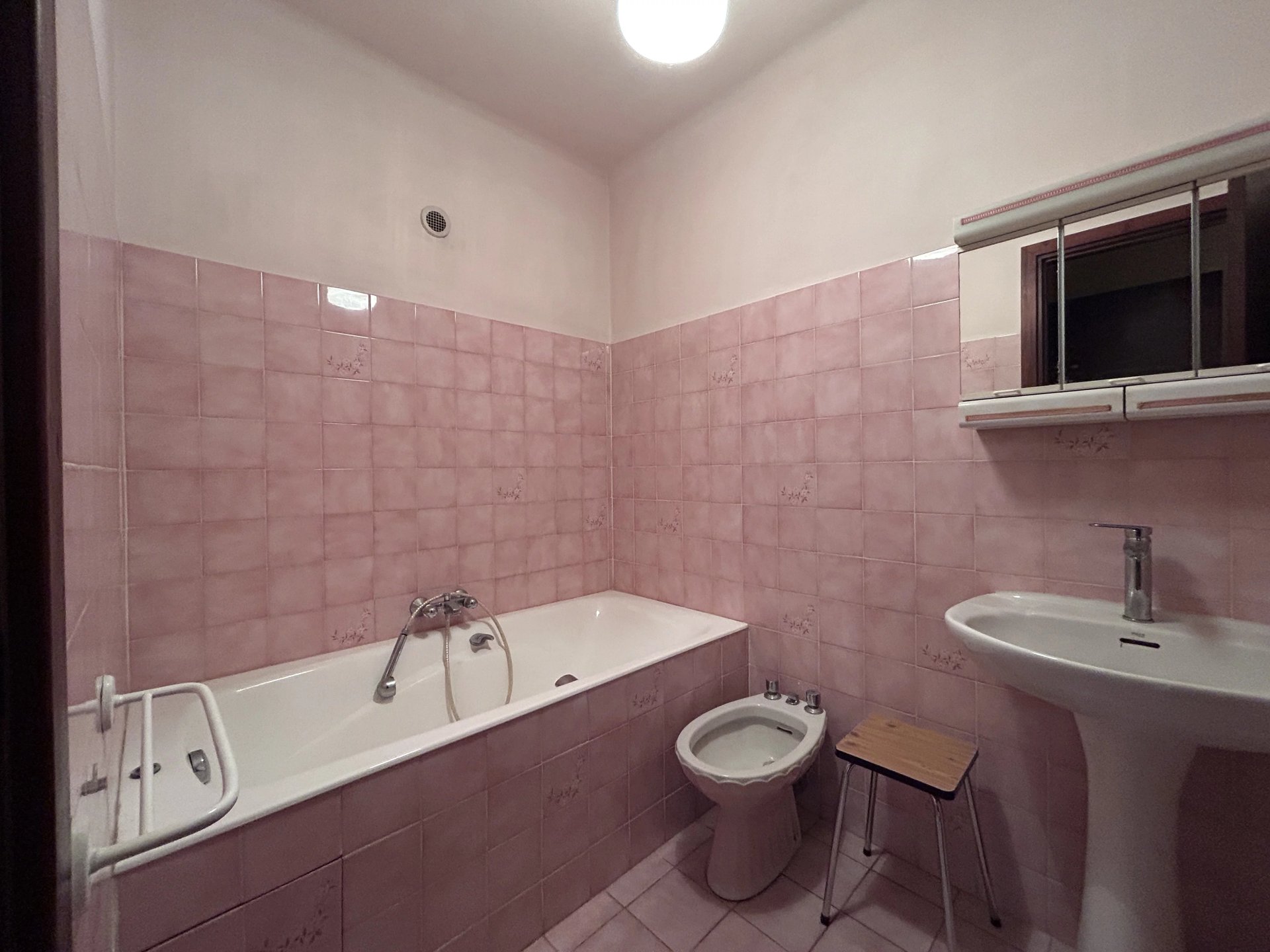 12345123-86757323-11