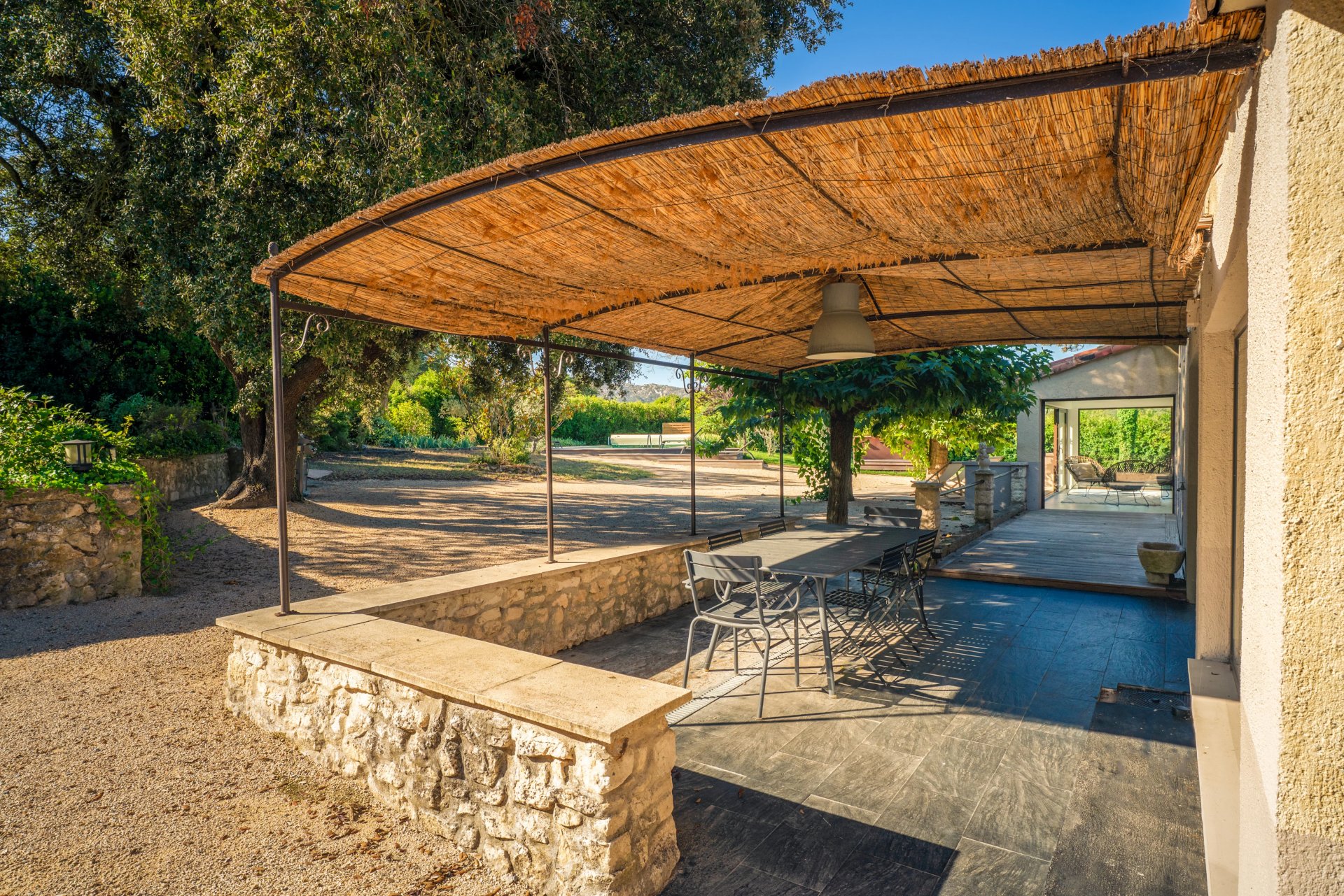 15028101-86661917-10