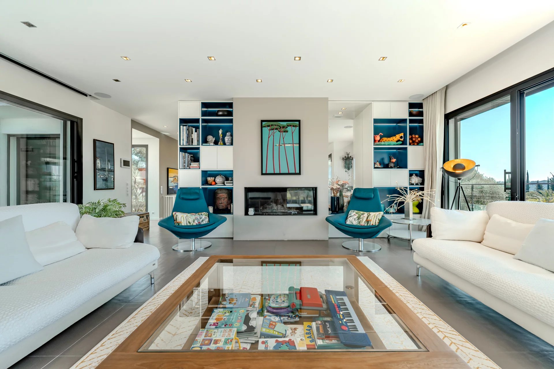 15245626-86420890-10