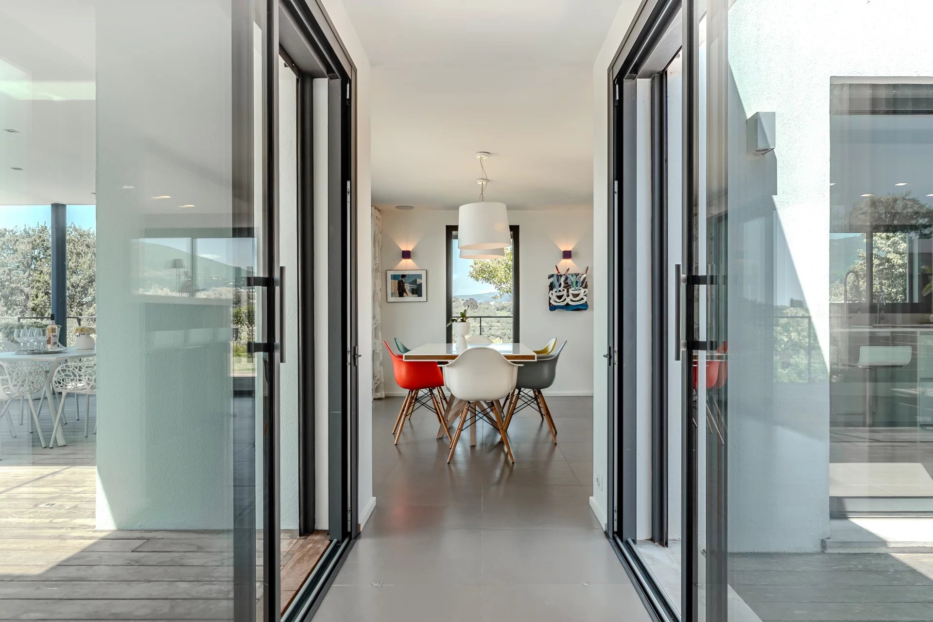 15245626-86420890-11