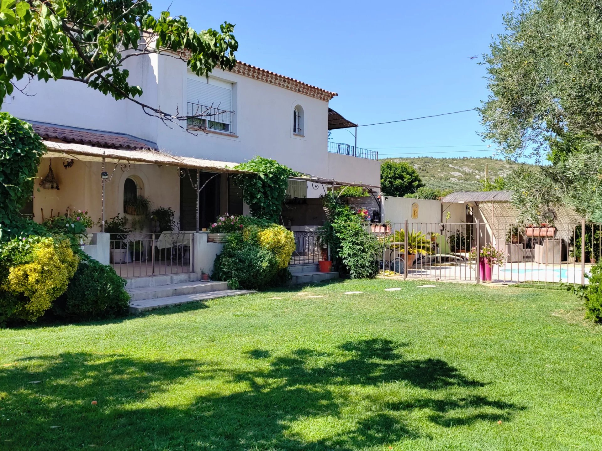 15815734-86798890-14