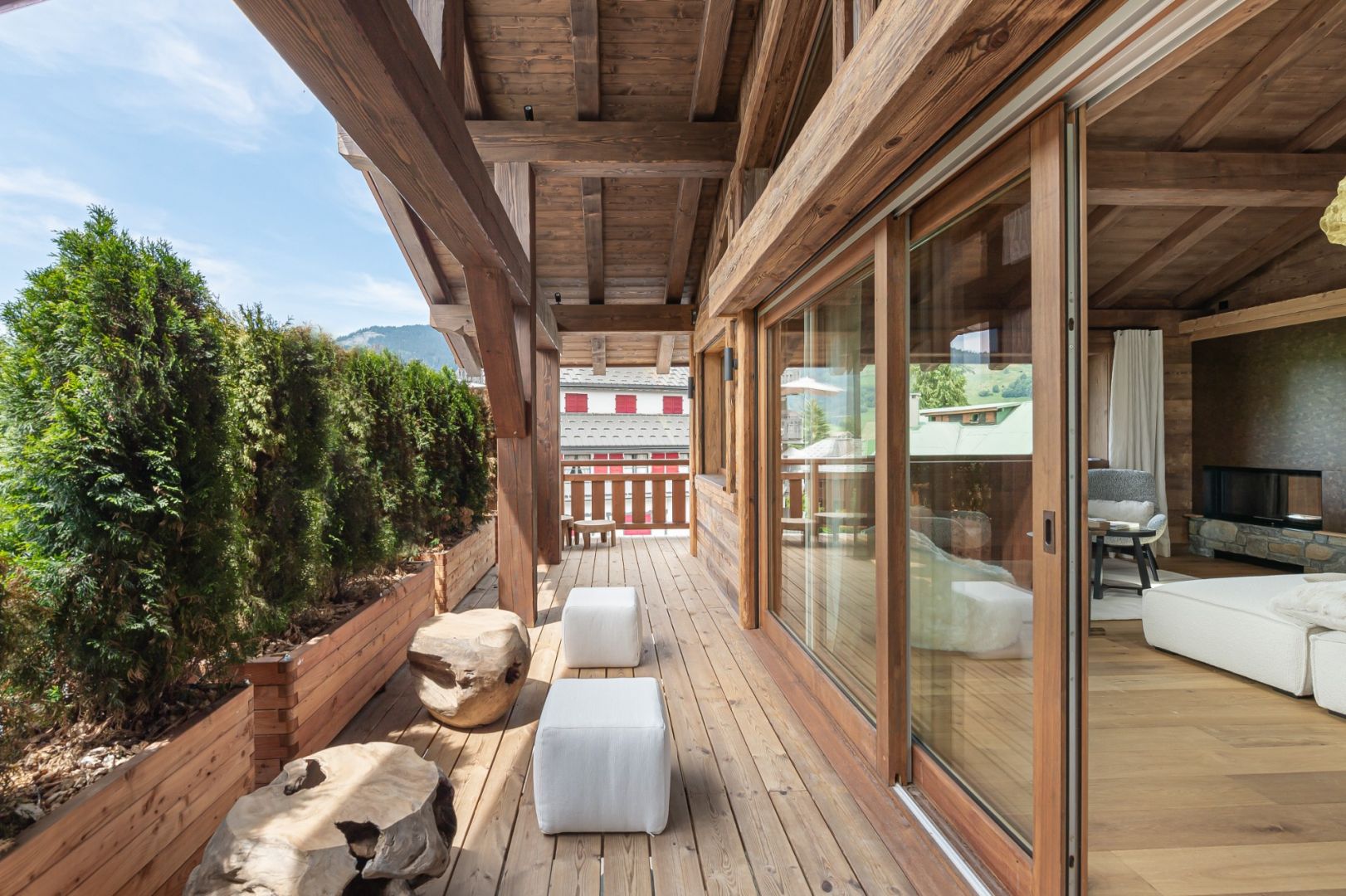 4519477-6069-2437-10