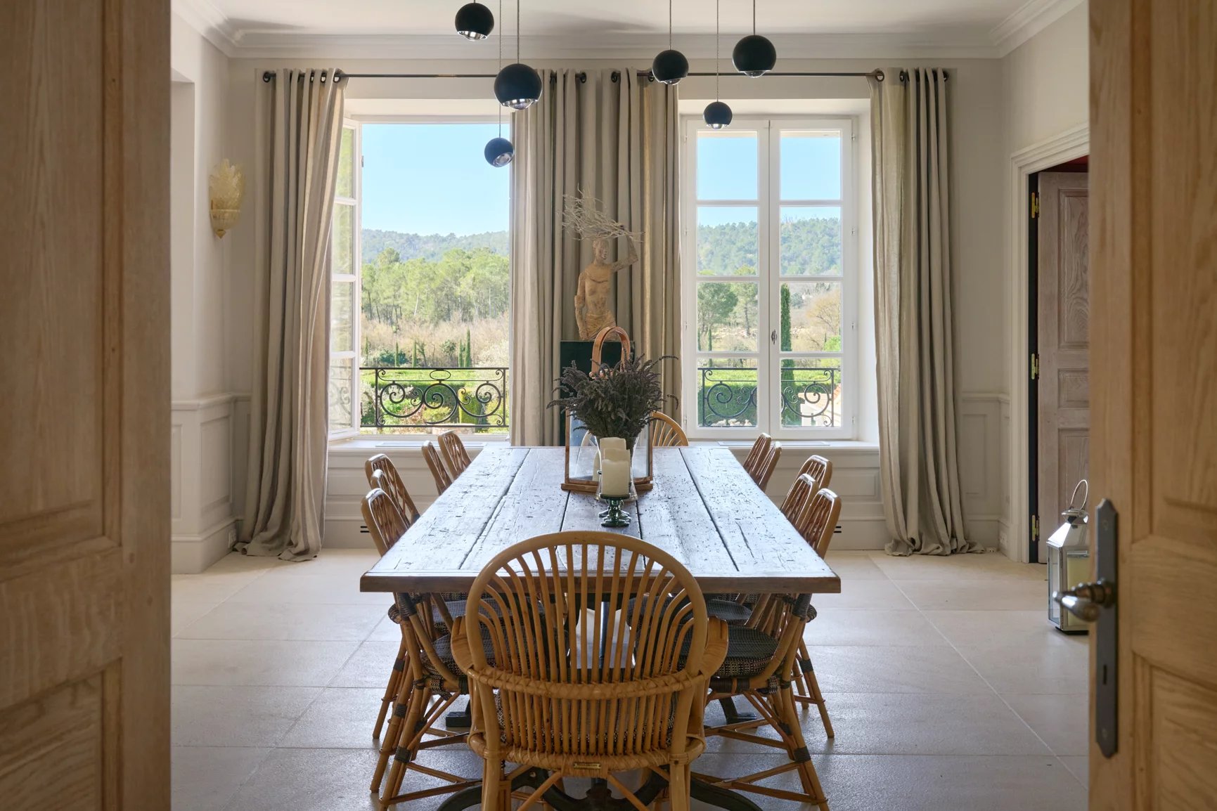 5069733-85340741-111