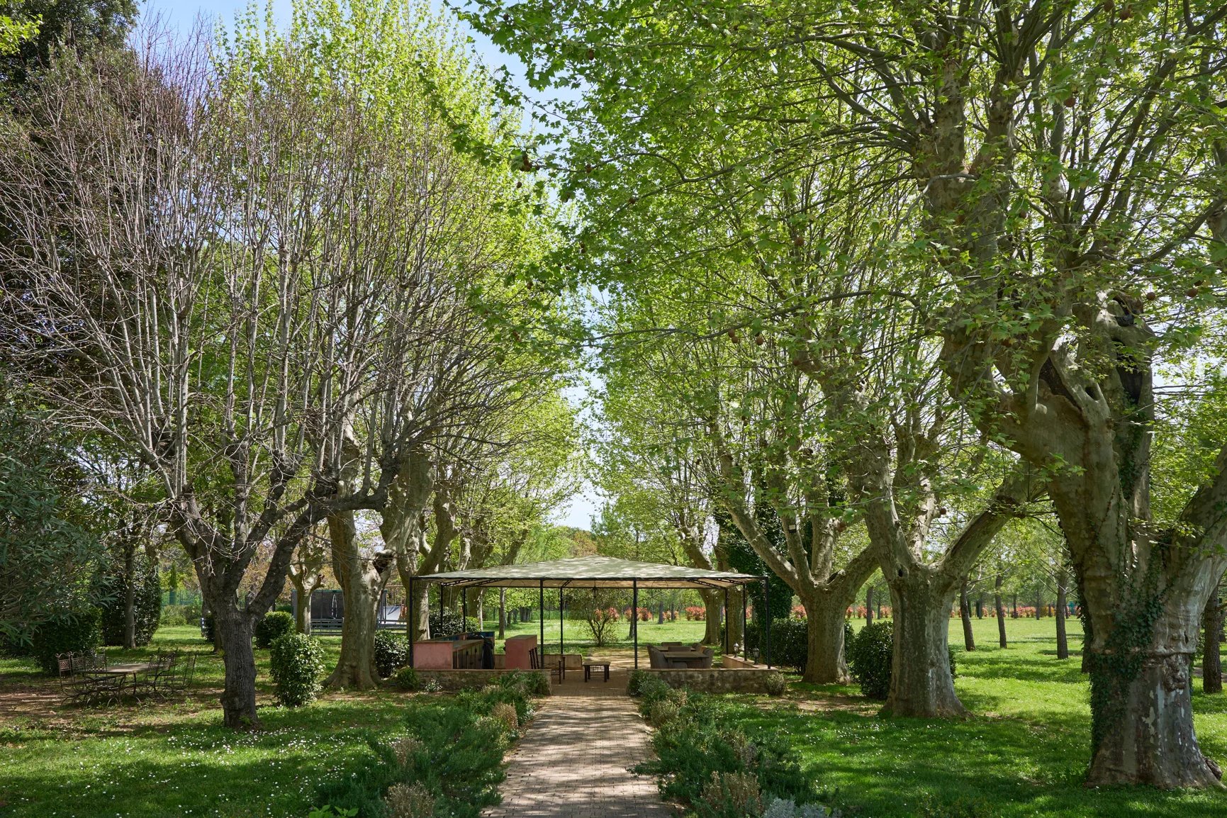 5069733-85340741-112