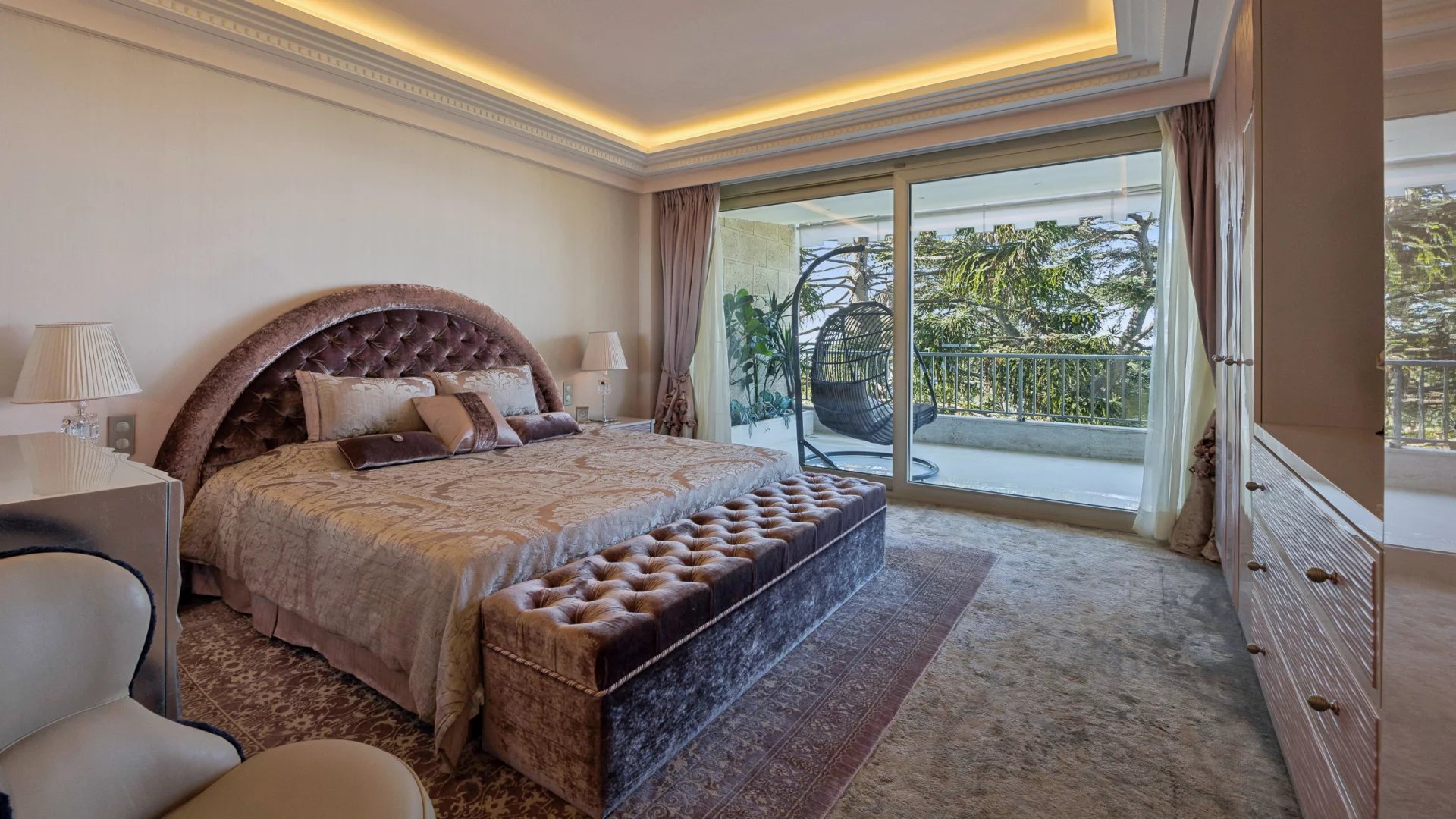 11488044-MZICC4838-47