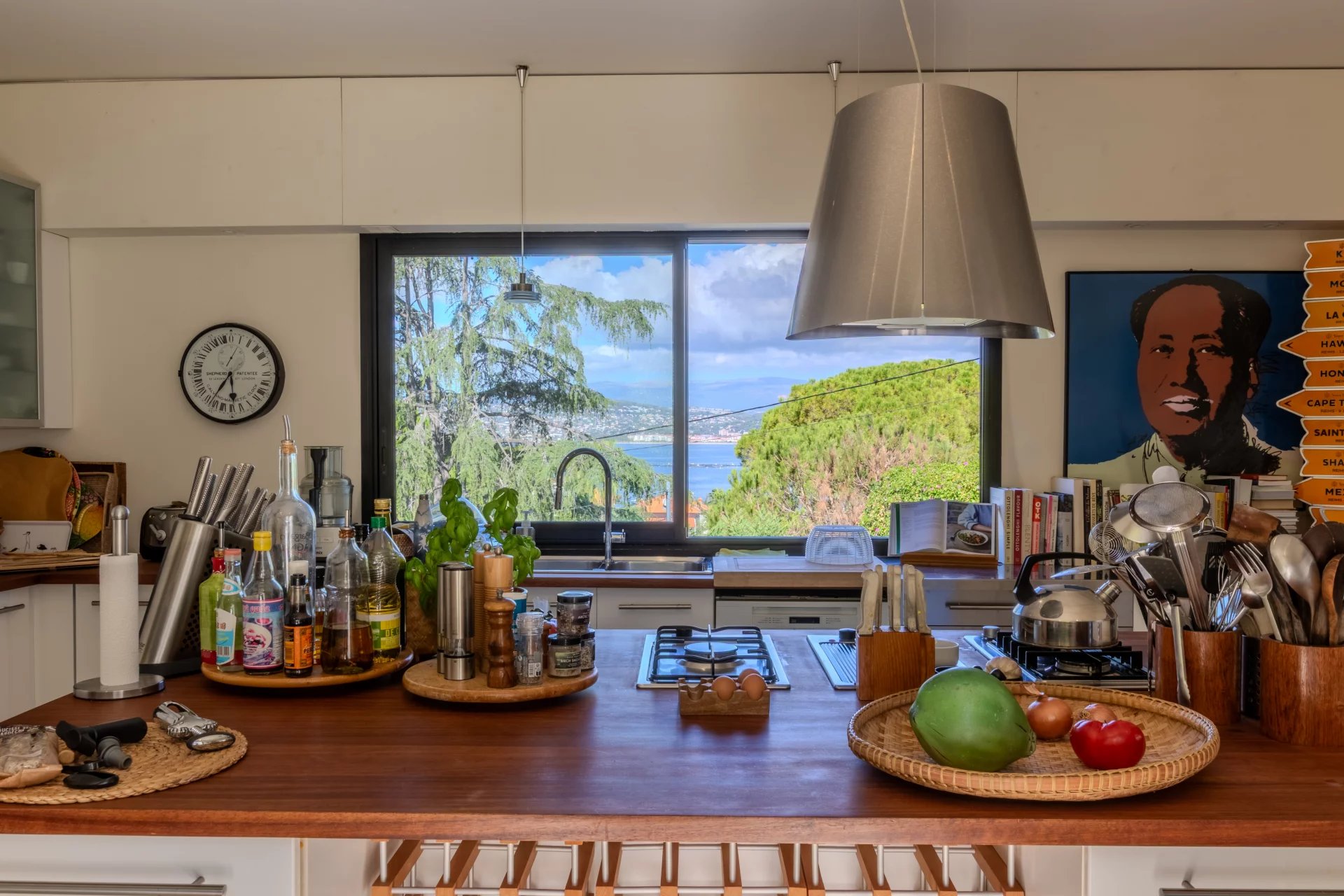 13057810-86184499-11