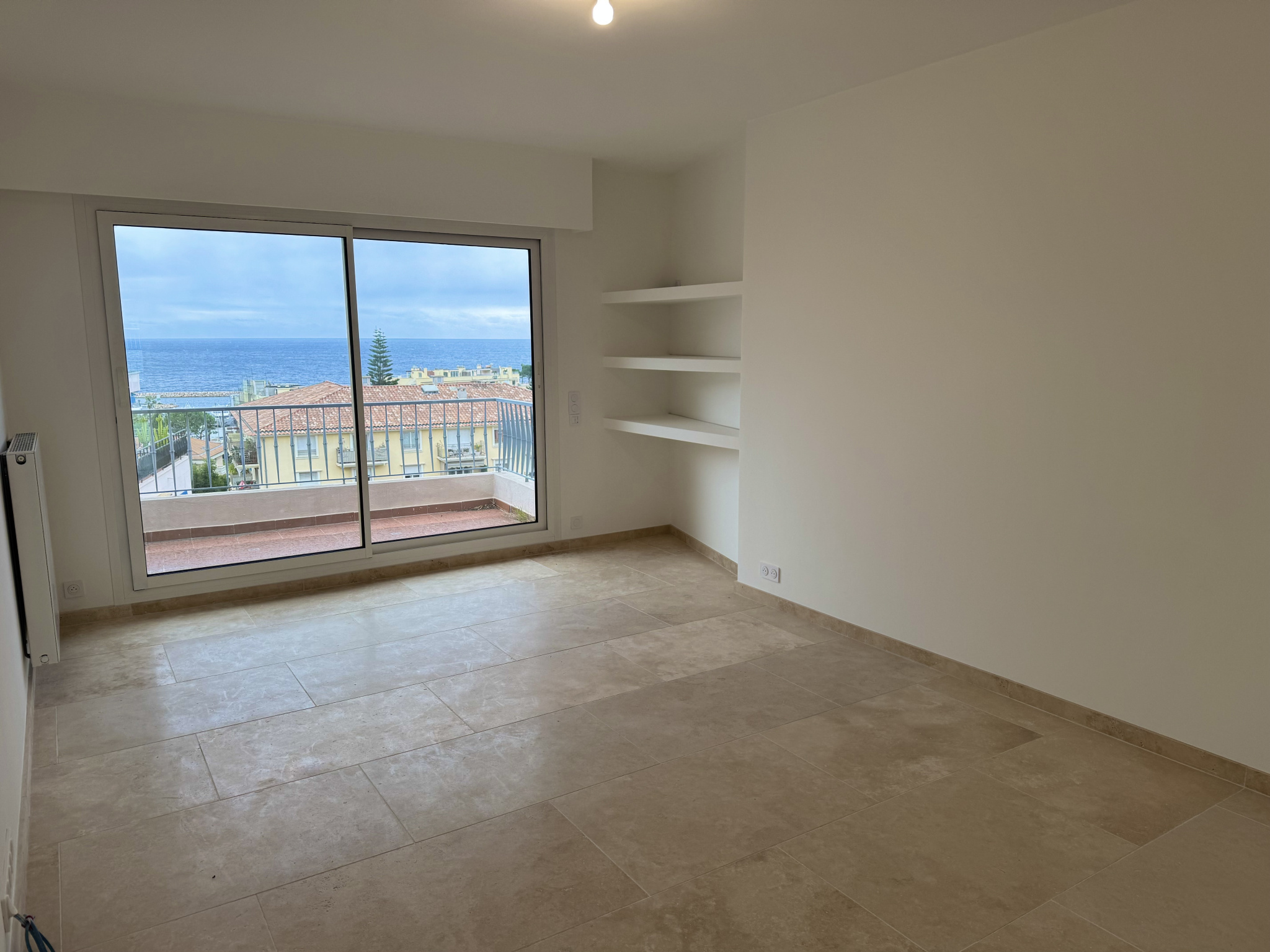 6803973-VAP10000958-3