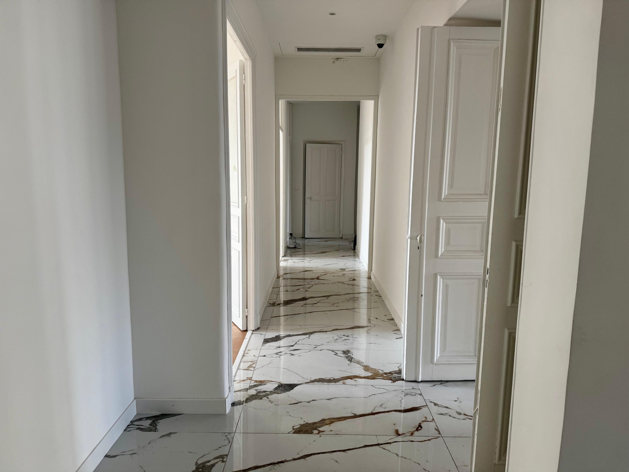 6803973-VAP10001056-4