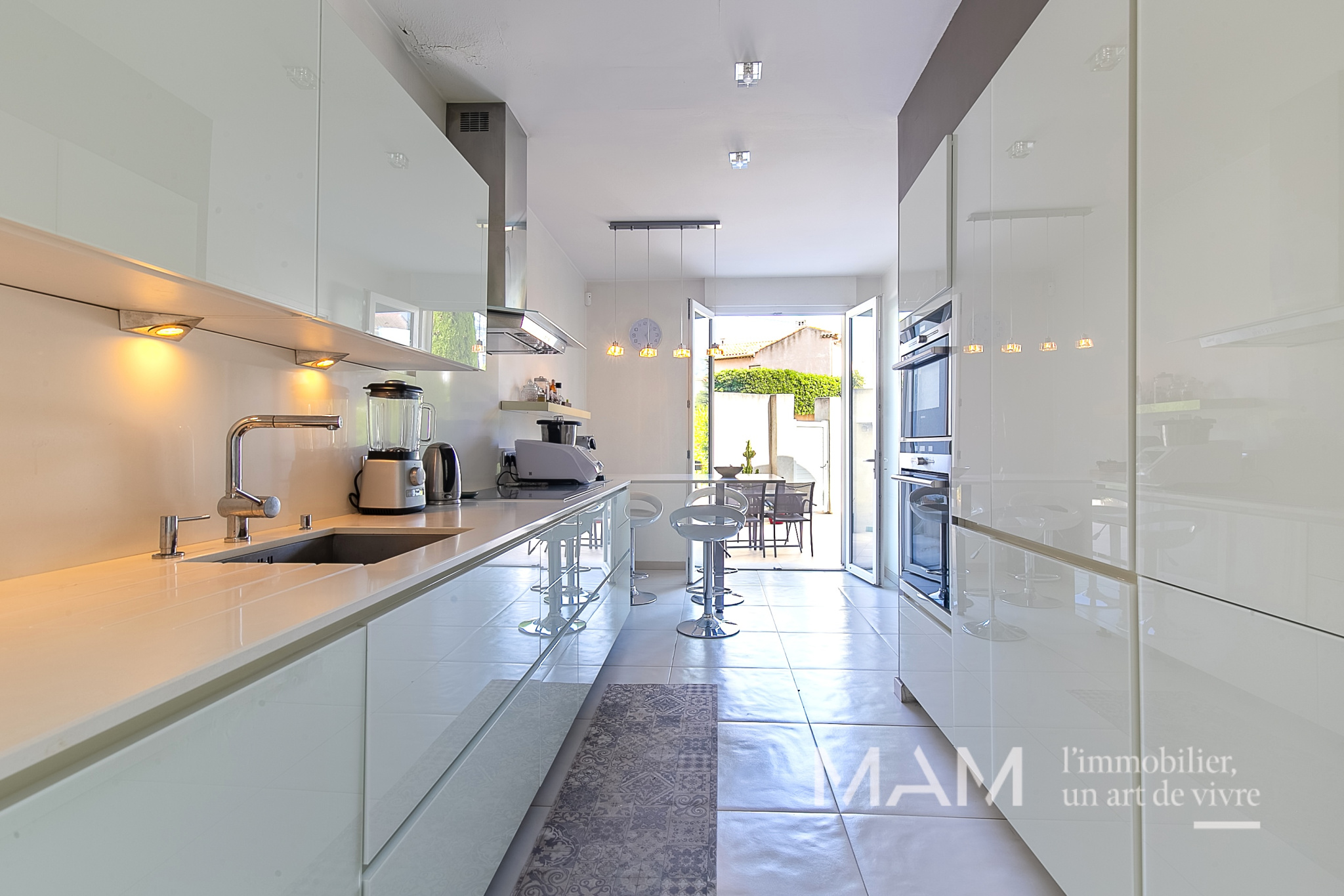 7457746-PointeRougeDames-9